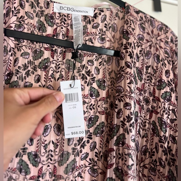 NWT BCBGeneration Floral pleated Kimono Tunic Open Front Flutter Sleeve Cover OS - Picture 8 of 9
